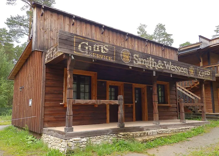 홀리데이파크 Western Park 3*